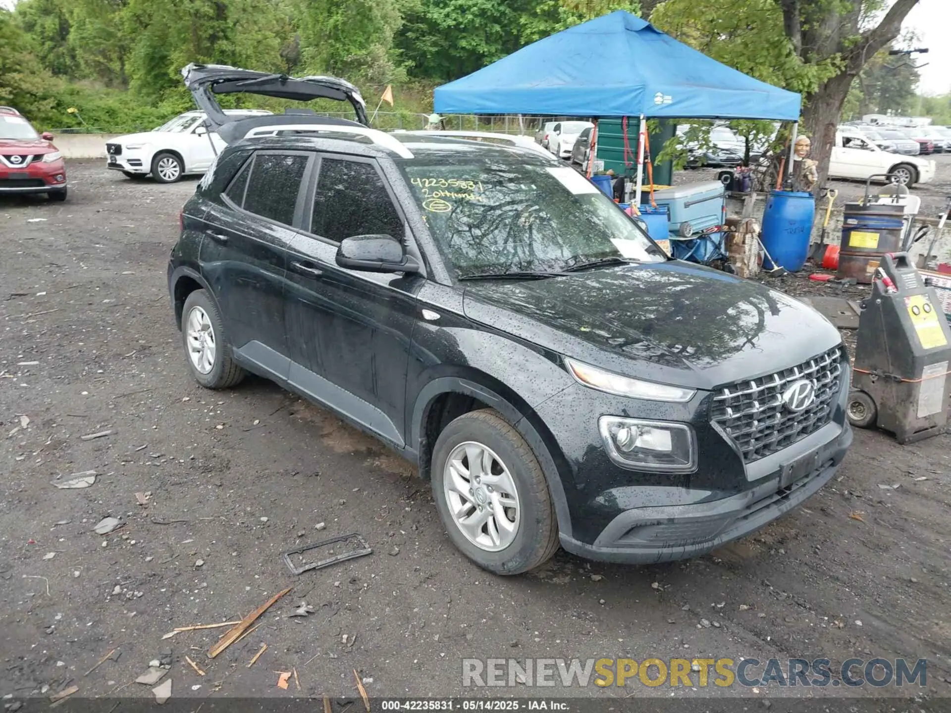 1 Фотография поврежденного автомобиля KMHRC8A34LU058417 HYUNDAI VENUE 2020