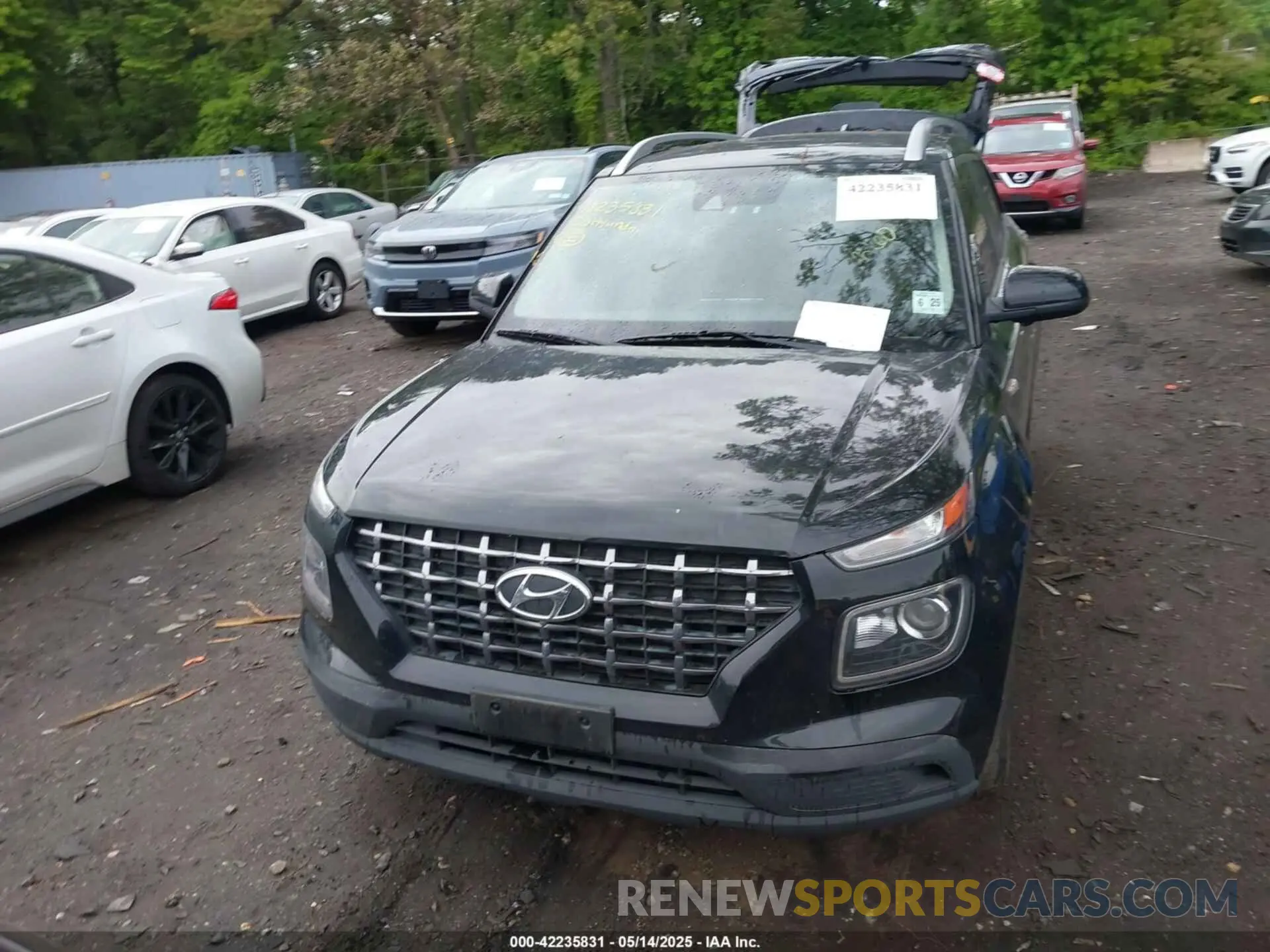 12 Фотография поврежденного автомобиля KMHRC8A34LU058417 HYUNDAI VENUE 2020