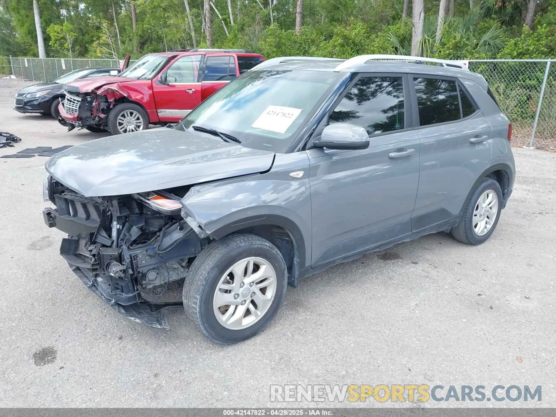 2 Photograph of a damaged car KMHRC8A36LU035740 HYUNDAI VENUE 2020