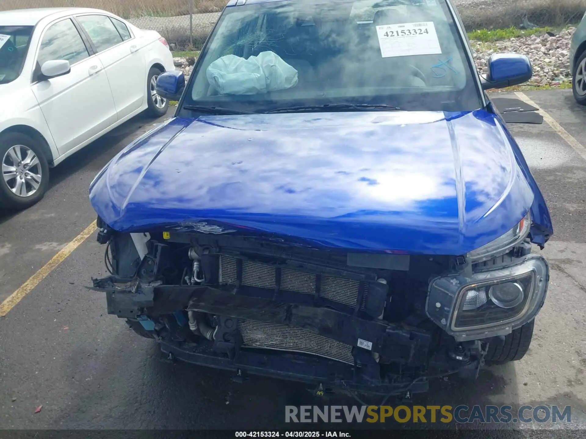 13 Photograph of a damaged car KMHRC8A38LU030426 HYUNDAI VENUE 2020