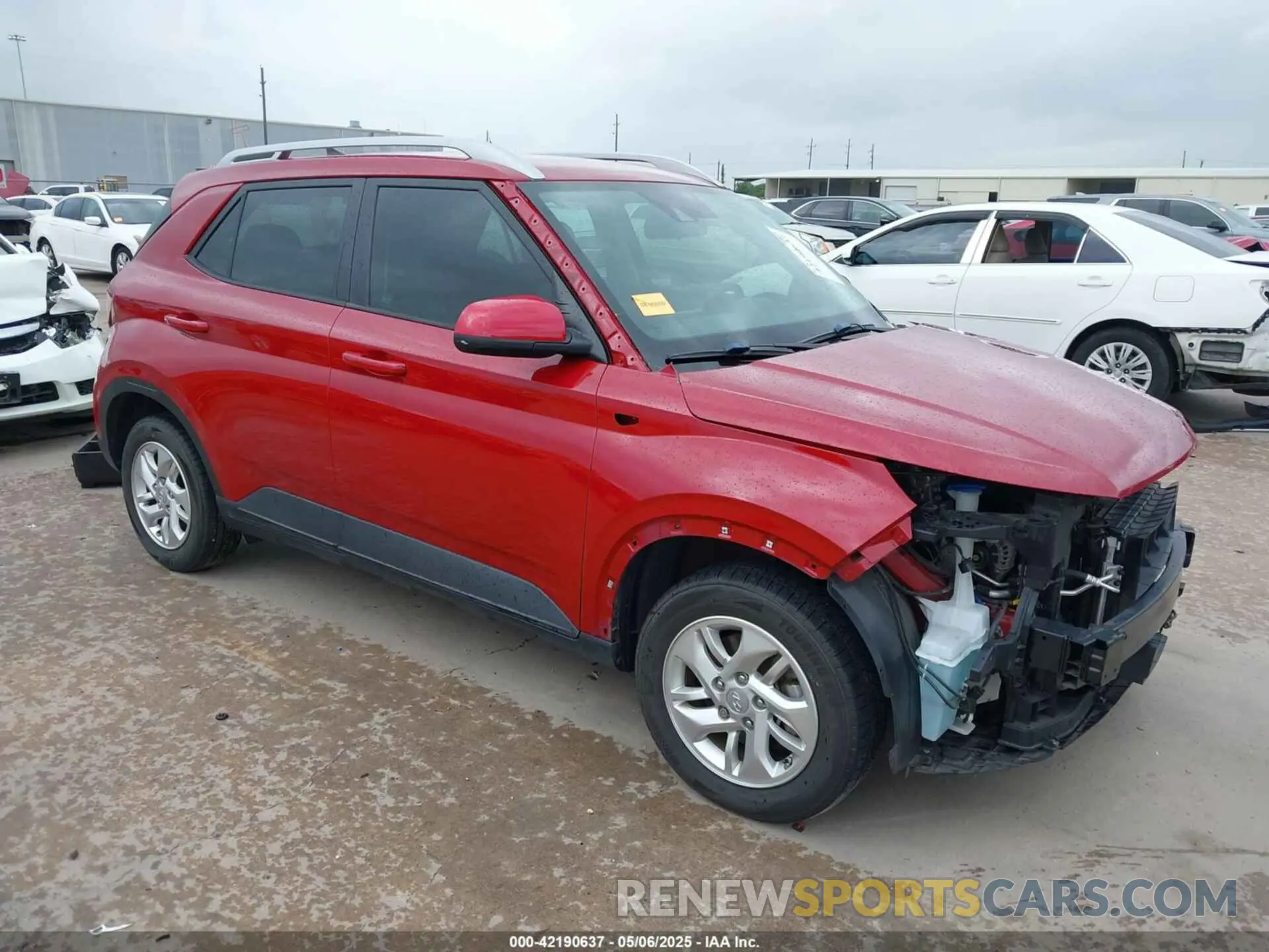 1 Фотография поврежденного автомобиля KMHRC8A39LU018916 HYUNDAI VENUE 2020