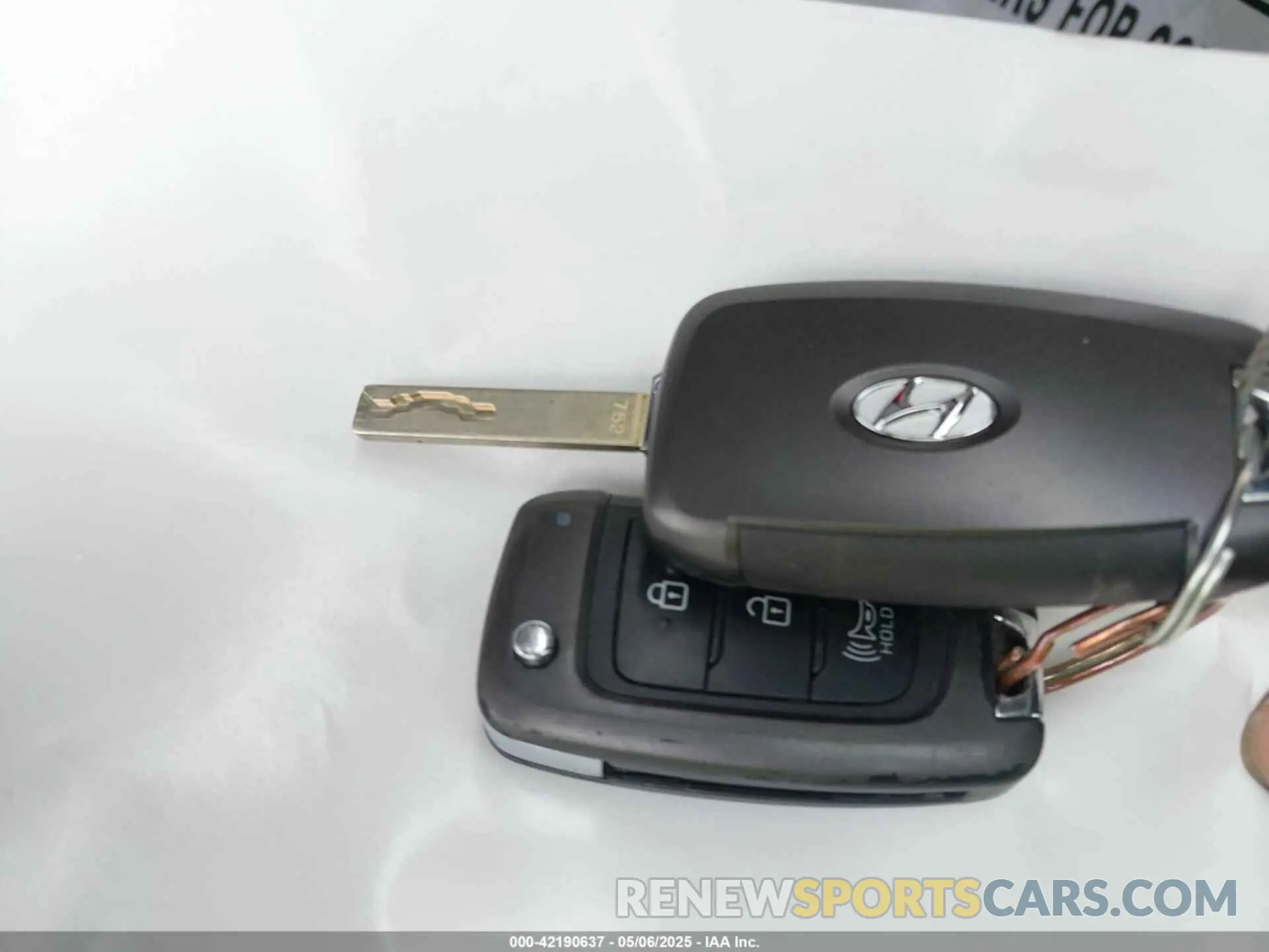 11 Фотография поврежденного автомобиля KMHRC8A39LU018916 HYUNDAI VENUE 2020
