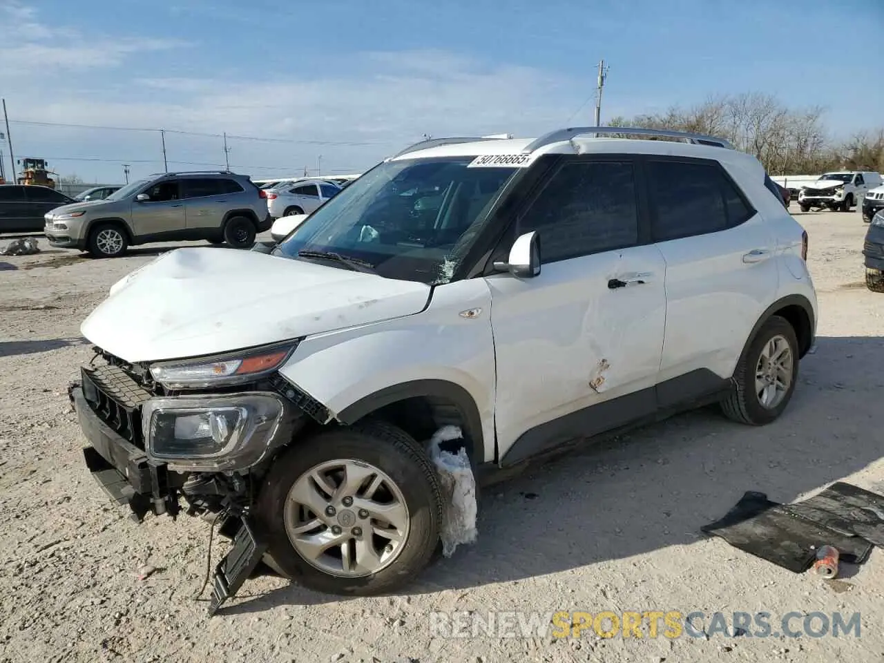 1 Фотография поврежденного автомобиля KMHRC8A3XLU017418 HYUNDAI VENUE 2020