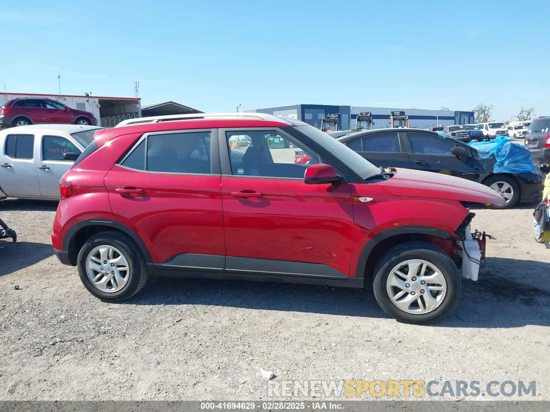 14 Фотография поврежденного автомобиля KMHRC8A3XLU040715 HYUNDAI VENUE 2020