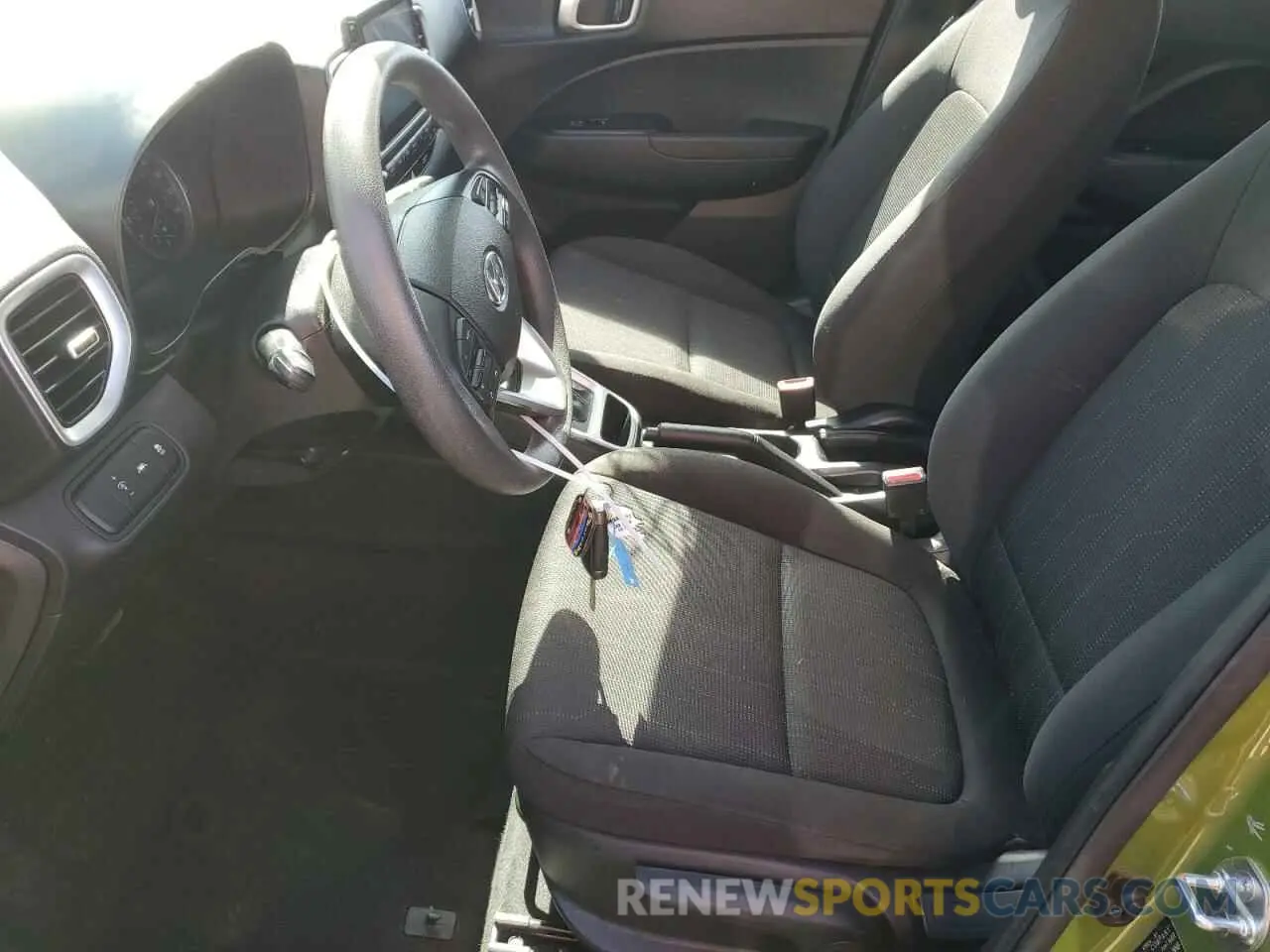 7 Photograph of a damaged car KMHRB8A32MU068996 HYUNDAI VENUE 2021