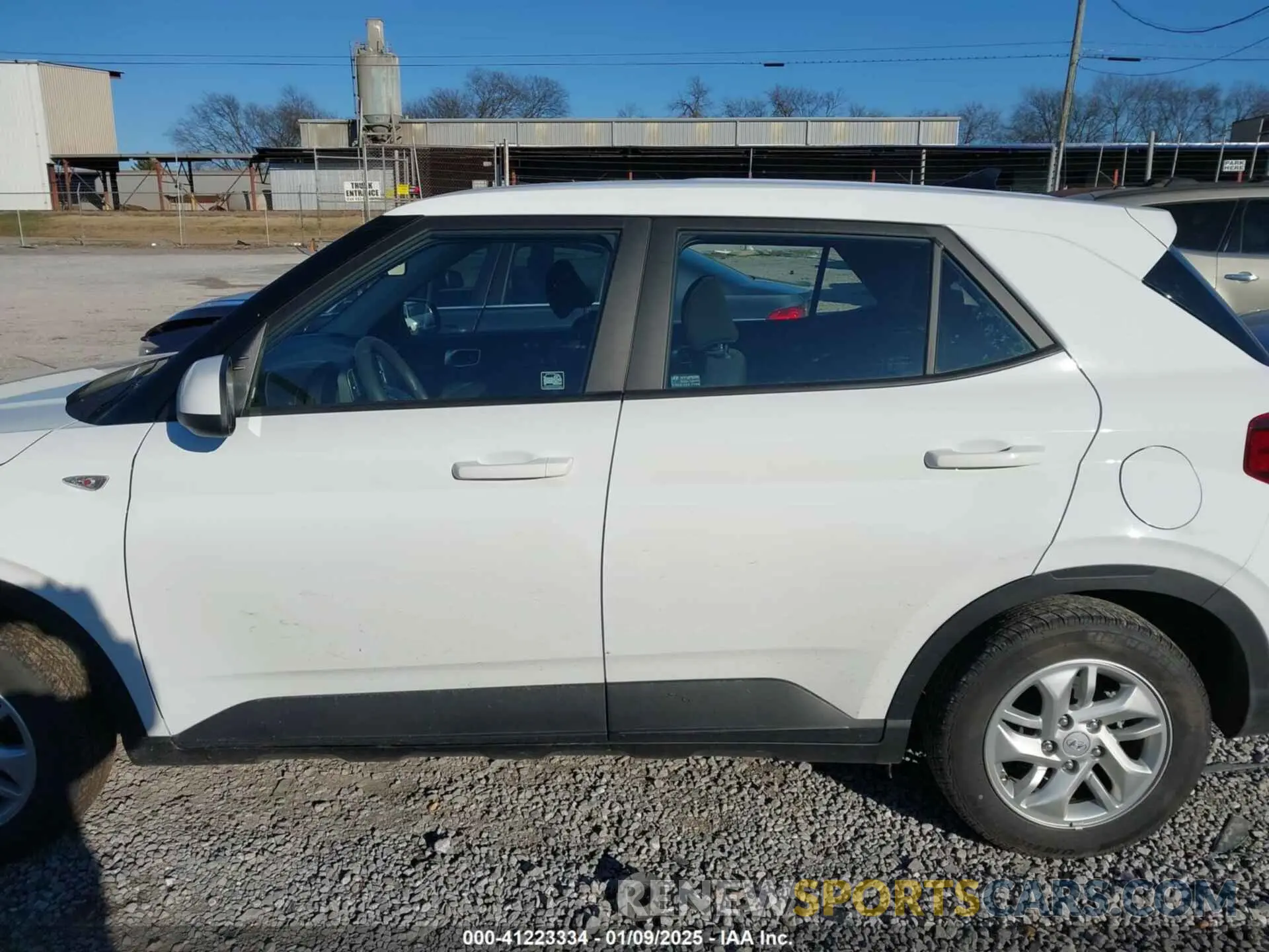 14 Фотография поврежденного автомобиля KMHRB8A34MU072256 HYUNDAI VENUE 2021