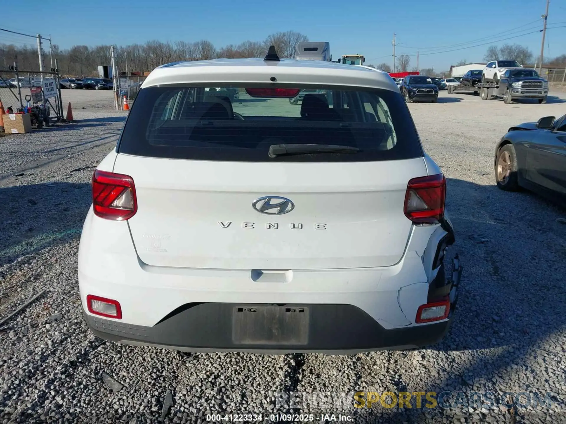 16 Фотография поврежденного автомобиля KMHRB8A34MU072256 HYUNDAI VENUE 2021