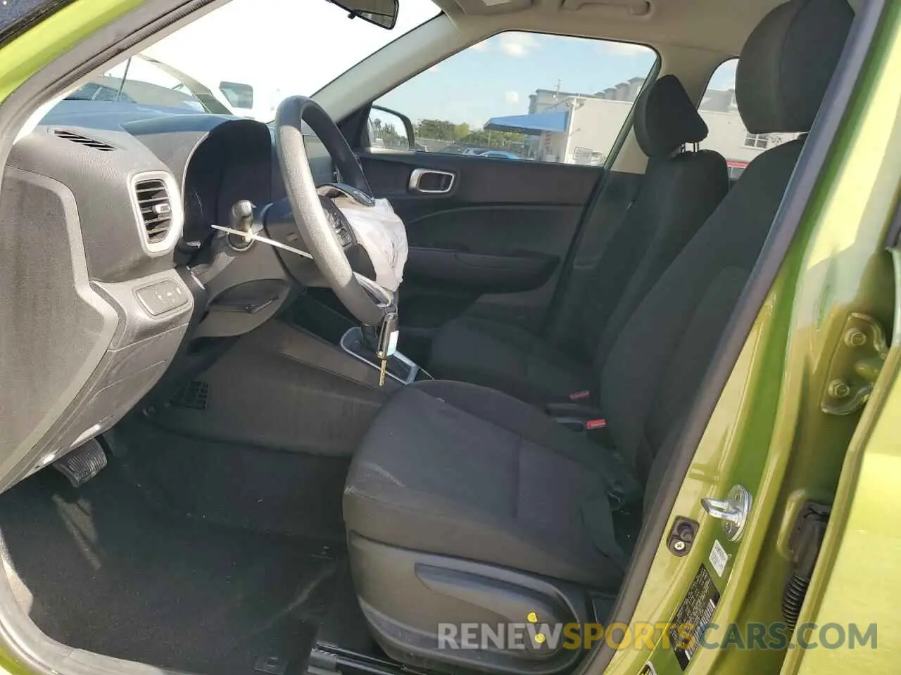 7 Photograph of a damaged car KMHRB8A34MU106115 HYUNDAI VENUE 2021
