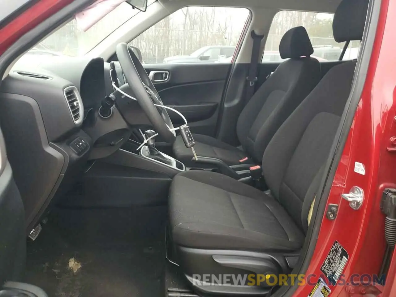 7 Photograph of a damaged car KMHRB8A39MU066548 HYUNDAI VENUE 2021