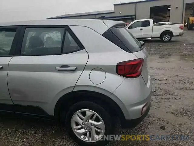 11 Photograph of a damaged car KMHRB8A3XMU066106 HYUNDAI VENUE 2021
