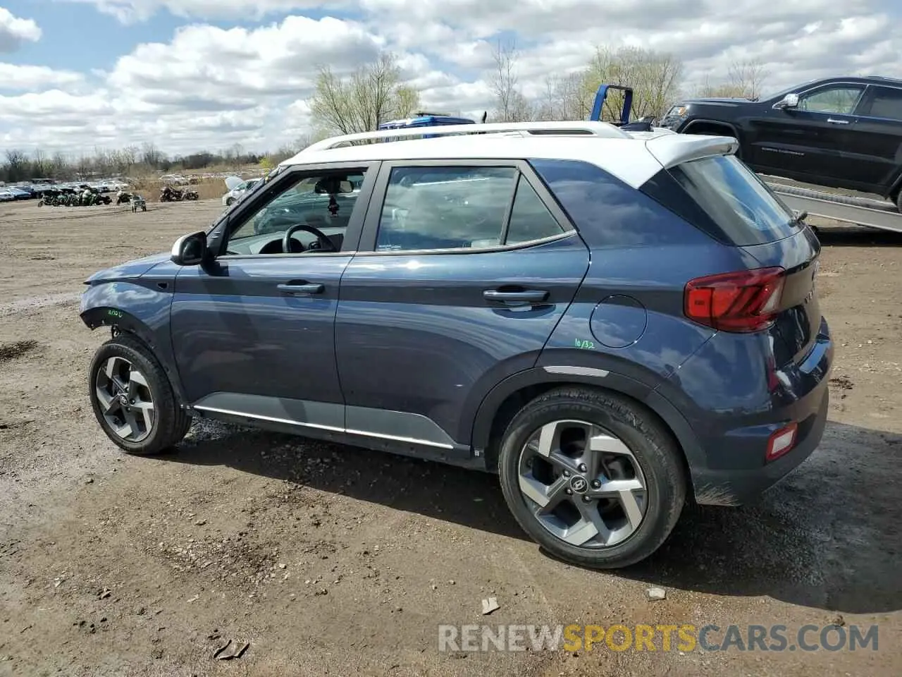 2 Фотография поврежденного автомобиля KMHRC8A30MU080187 HYUNDAI VENUE 2021