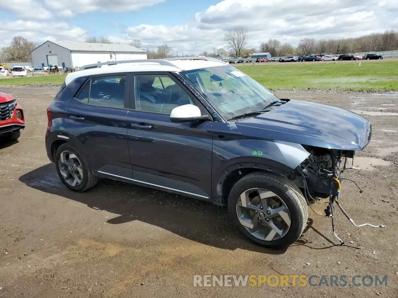 4 Фотография поврежденного автомобиля KMHRC8A30MU080187 HYUNDAI VENUE 2021