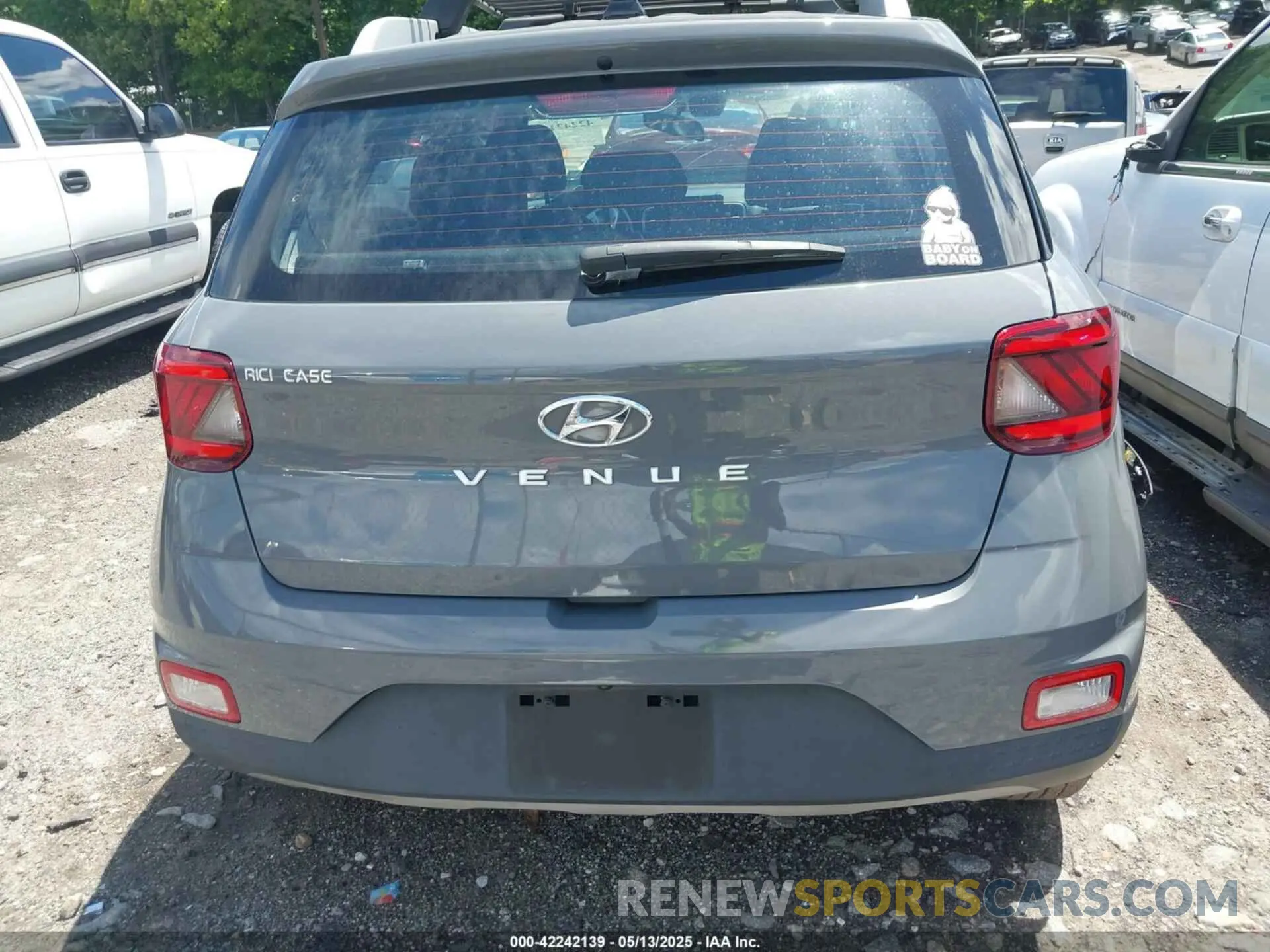 16 Фотография поврежденного автомобиля KMHRC8A31MU086354 HYUNDAI VENUE 2021