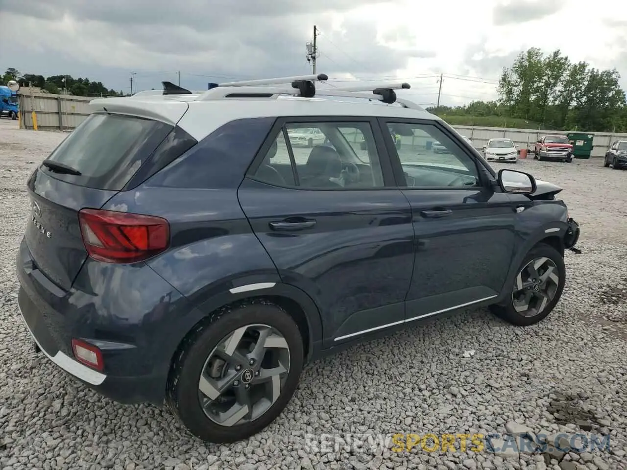 3 Фотография поврежденного автомобиля KMHRC8A31MU103086 HYUNDAI VENUE 2021