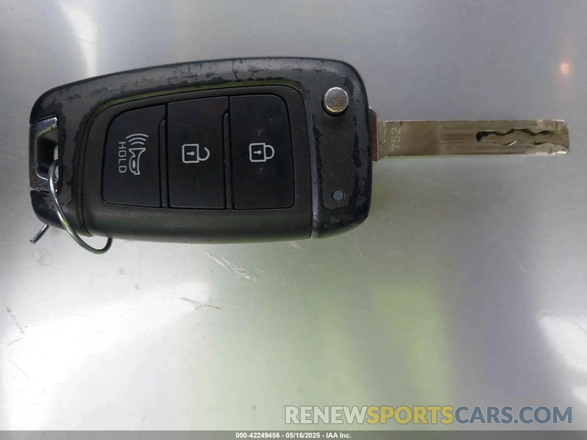 11 Фотография поврежденного автомобиля KMHRC8A32MU101718 HYUNDAI VENUE 2021