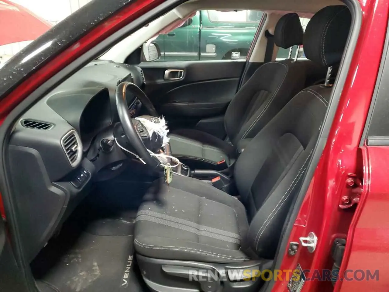 7 Фотография поврежденного автомобиля KMHRC8A32MU125422 HYUNDAI VENUE 2021