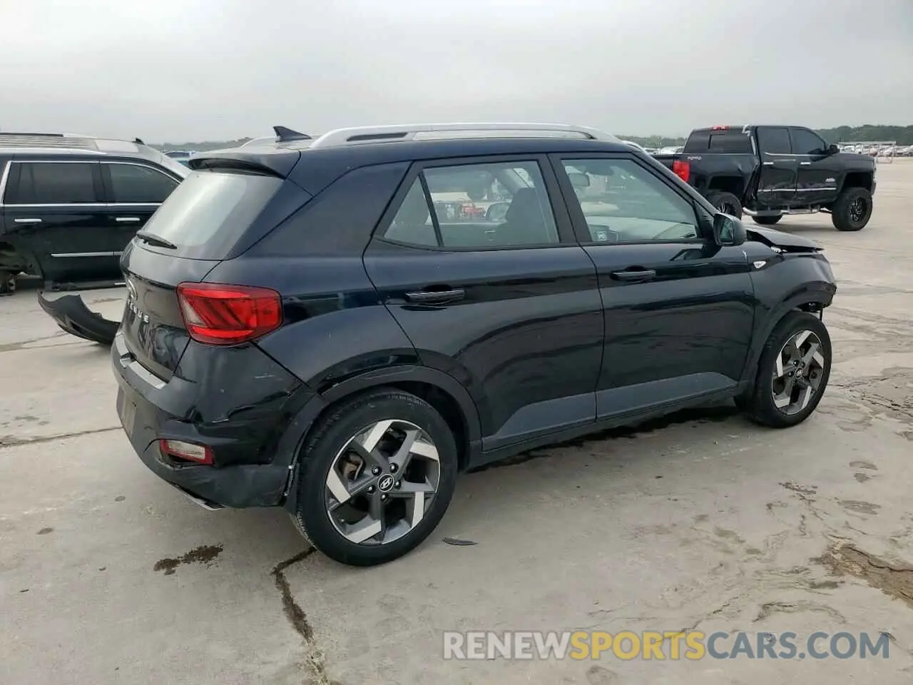 3 Фотография поврежденного автомобиля KMHRC8A33MU072942 HYUNDAI VENUE 2021