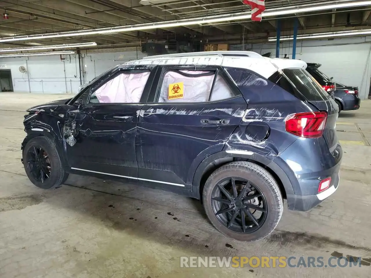 2 Photograph of a damaged car KMHRC8A33MU084878 HYUNDAI VENUE 2021