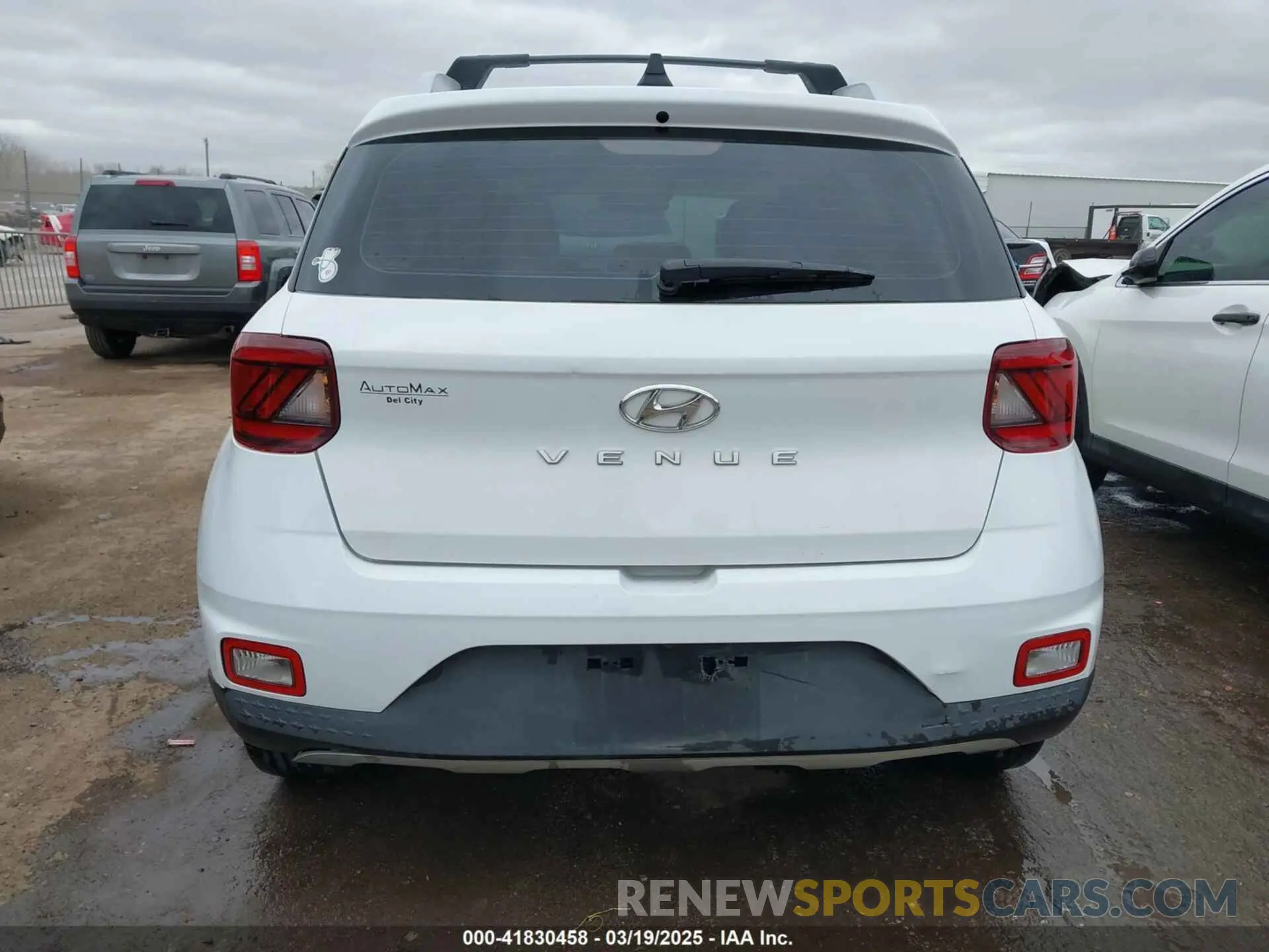 16 Фотография поврежденного автомобиля KMHRC8A33MU128510 HYUNDAI VENUE 2021