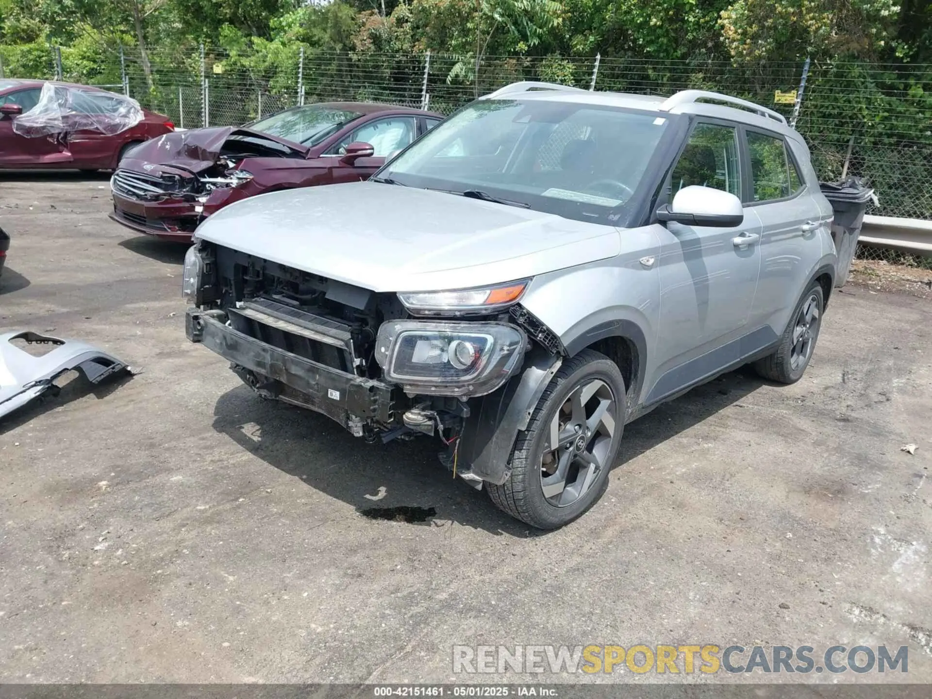 2 Фотография поврежденного автомобиля KMHRC8A34MU070987 HYUNDAI VENUE 2021