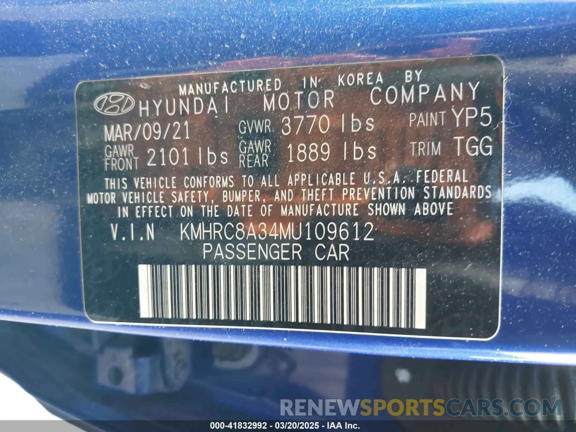9 Photograph of a damaged car KMHRC8A34MU109612 HYUNDAI VENUE 2021
