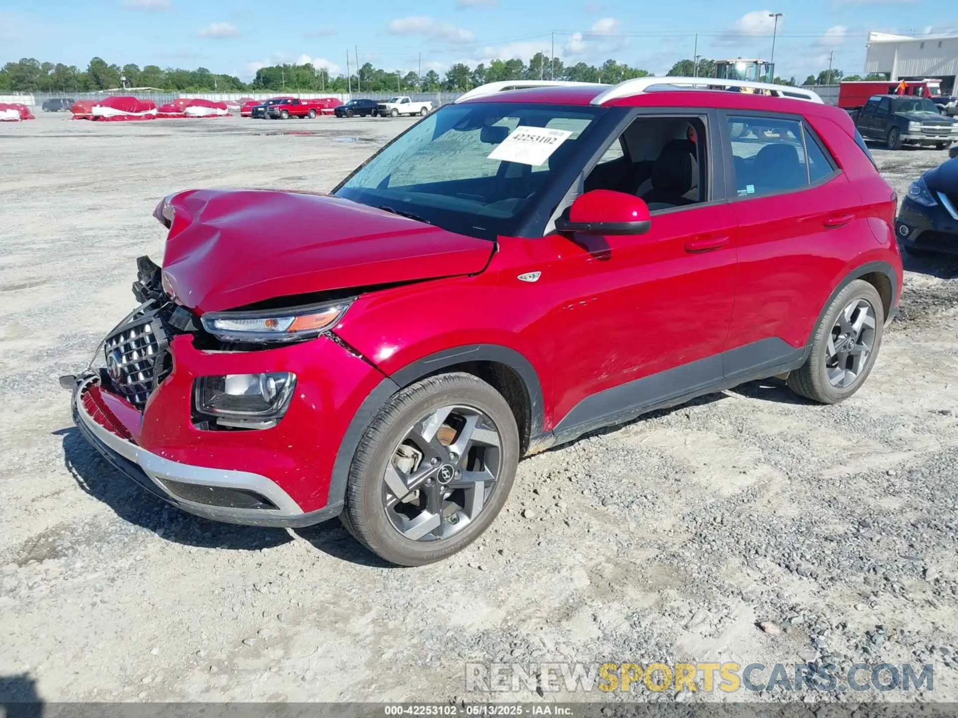 2 Photograph of a damaged car KMHRC8A36MU112575 HYUNDAI VENUE 2021
