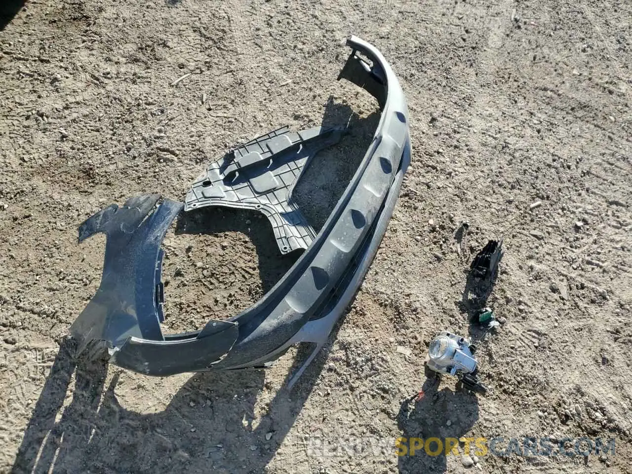 13 Фотография поврежденного автомобиля KMHRC8A38MU126817 HYUNDAI VENUE 2021