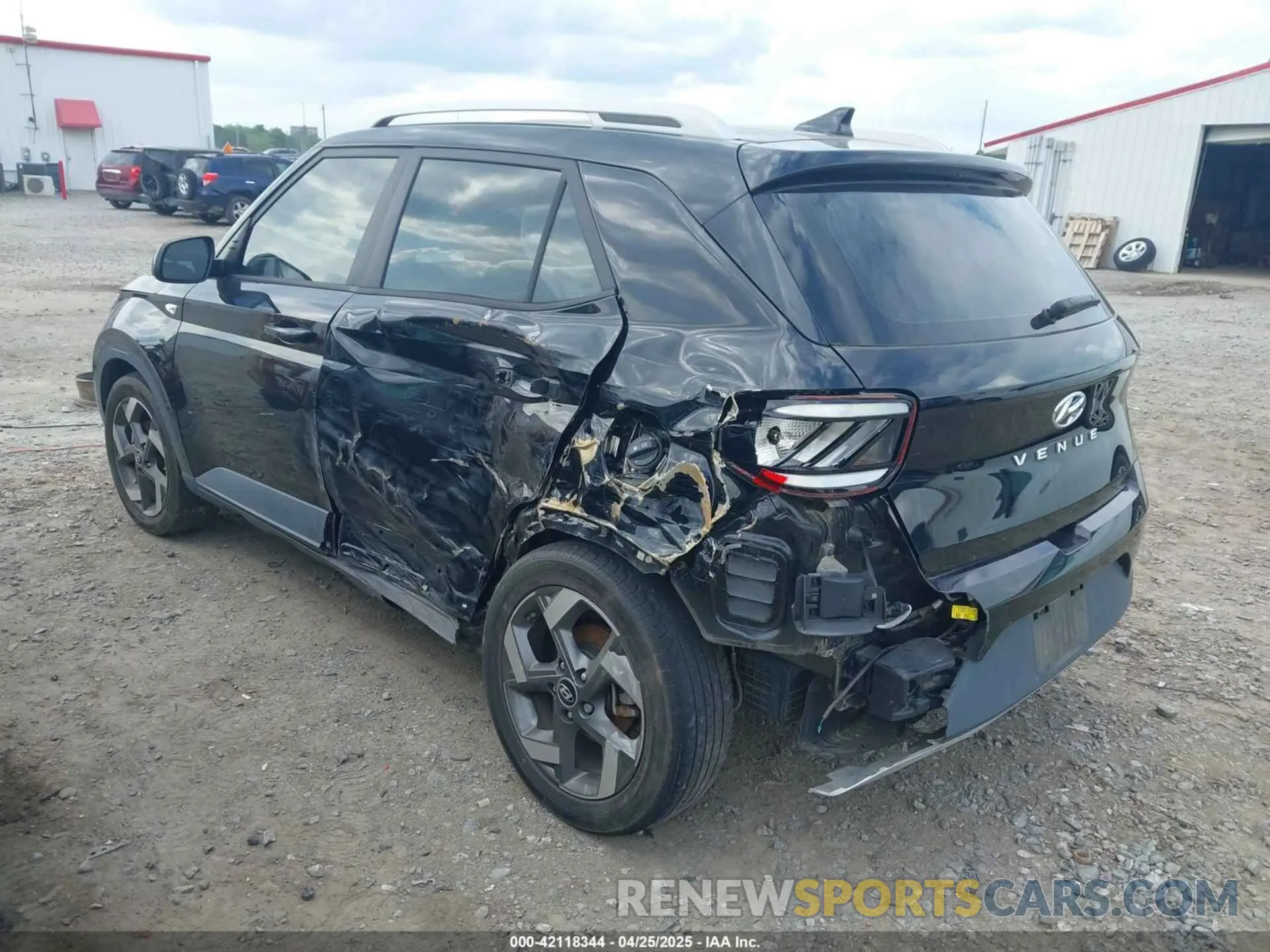 3 Фотография поврежденного автомобиля KMHRC8A39MU072962 HYUNDAI VENUE 2021