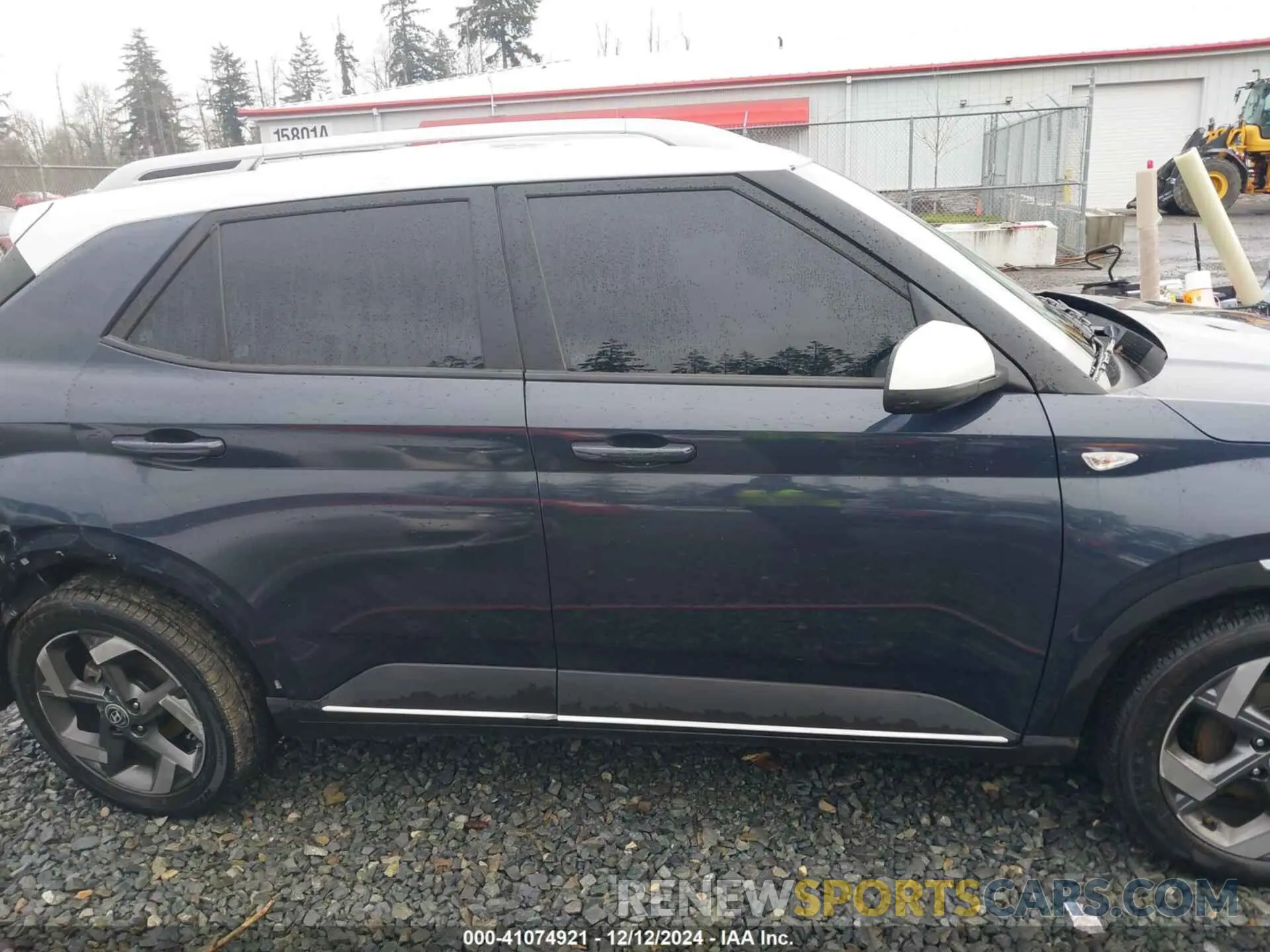 13 Фотография поврежденного автомобиля KMHRC8A39MU116393 HYUNDAI VENUE 2021