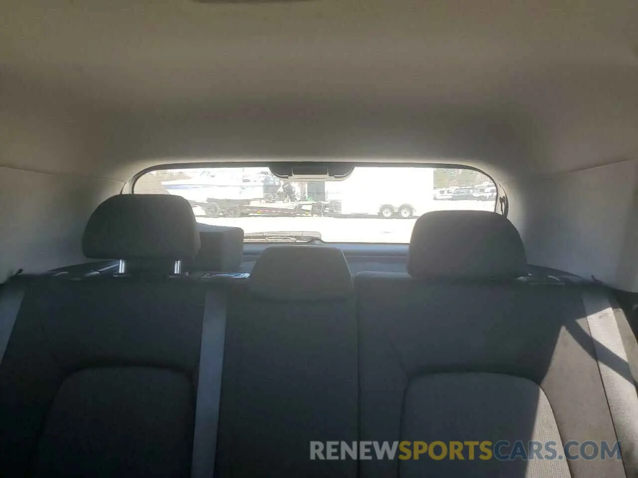 10 Photograph of a damaged car KMHRB8A34NU200027 HYUNDAI VENUE 2022
