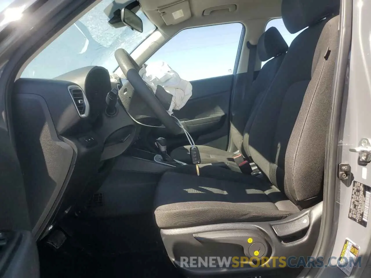 7 Photograph of a damaged car KMHRB8A34NU200027 HYUNDAI VENUE 2022