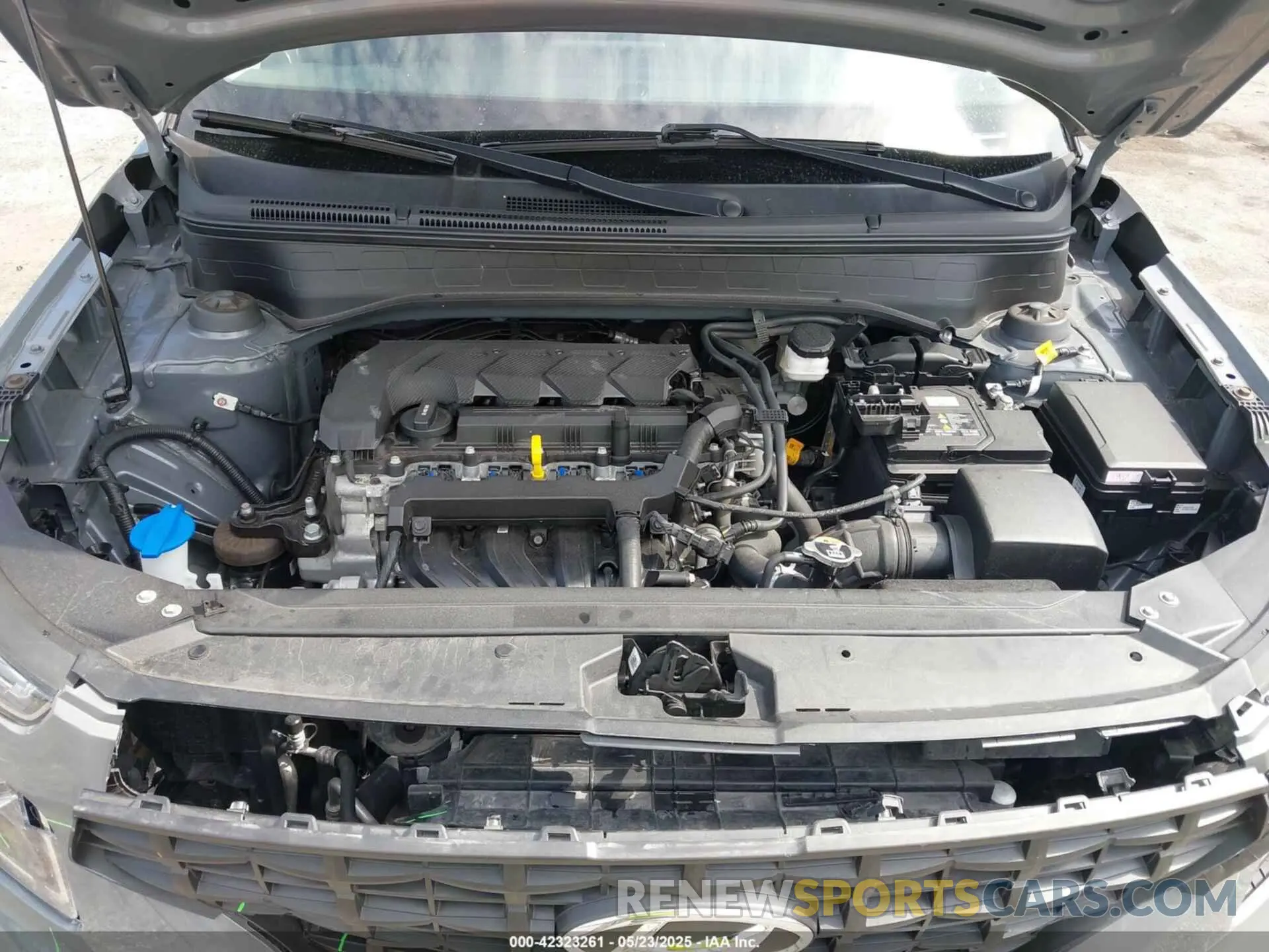 10 Photograph of a damaged car KMHRB8A35NU163456 HYUNDAI VENUE 2022