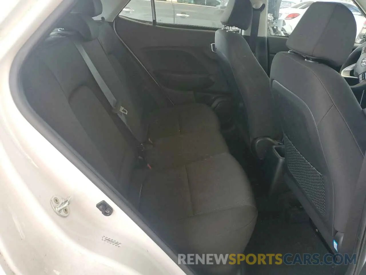 11 Photograph of a damaged car KMHRB8A35NU199793 HYUNDAI VENUE 2022