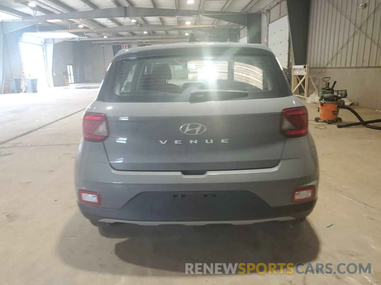 6 Photograph of a damaged car KMHRB8A36NU141921 HYUNDAI VENUE 2022