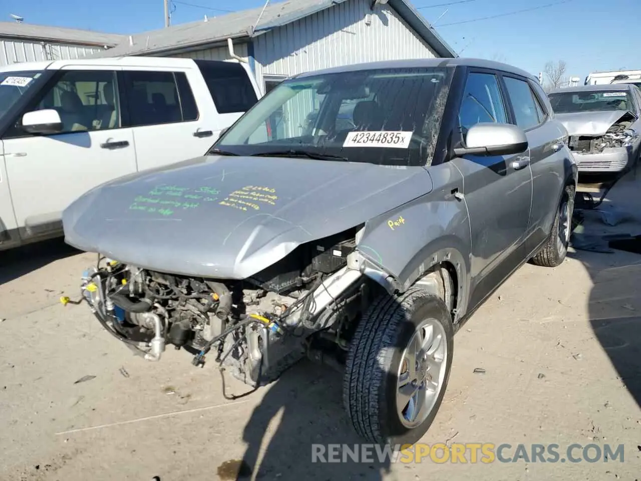1 Photograph of a damaged car KMHRB8A36NU149405 HYUNDAI VENUE 2022