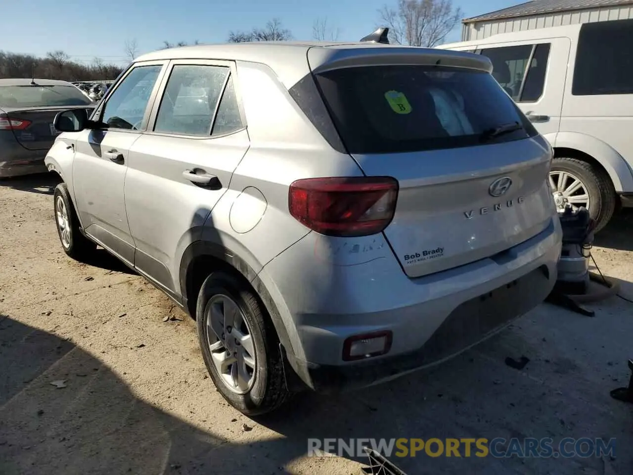 2 Photograph of a damaged car KMHRB8A36NU149405 HYUNDAI VENUE 2022