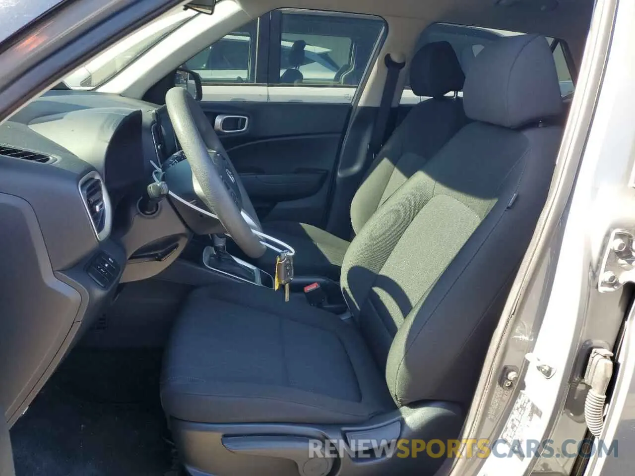 7 Photograph of a damaged car KMHRB8A37NU134539 HYUNDAI VENUE 2022