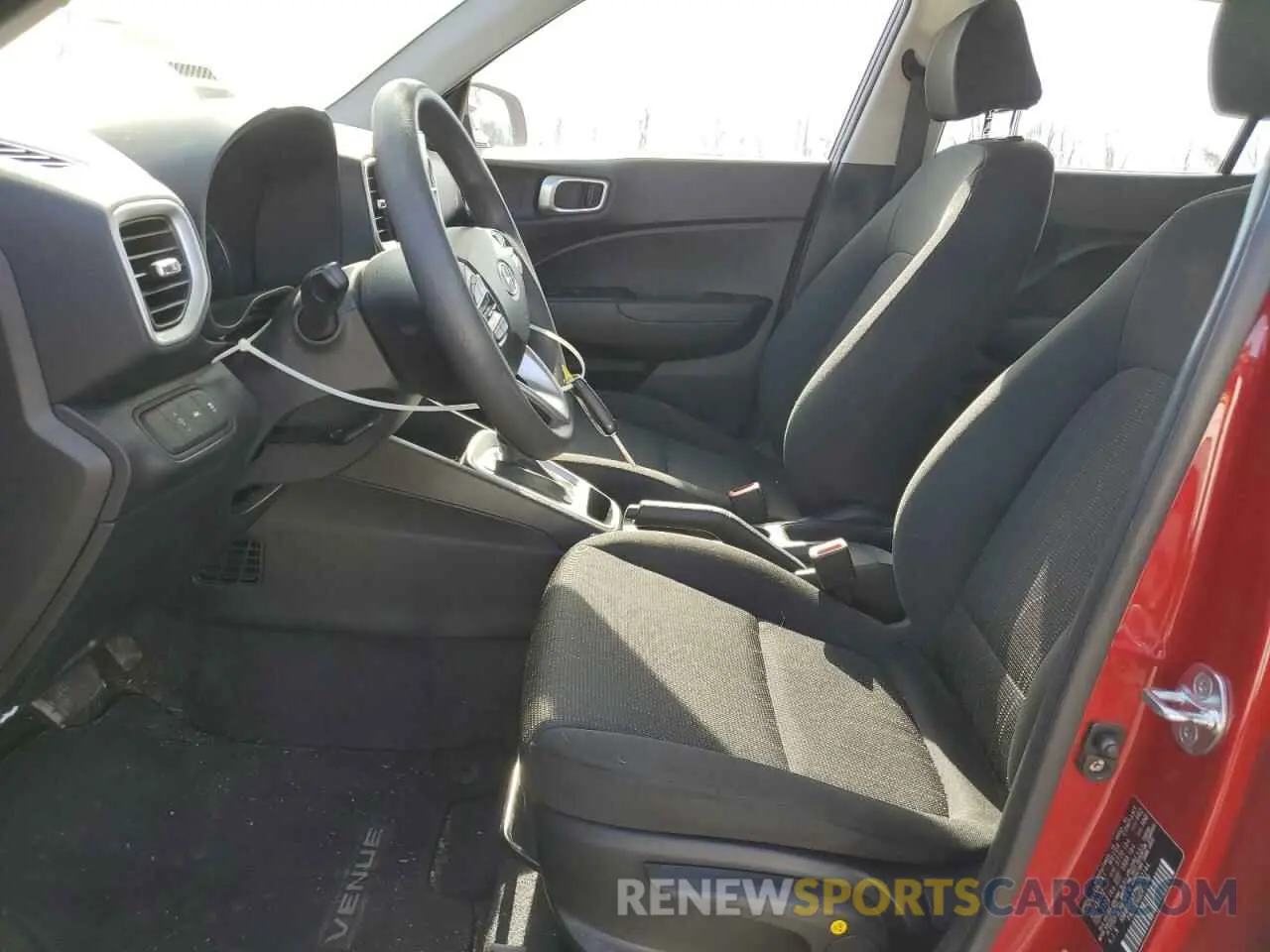 7 Photograph of a damaged car KMHRB8A37NU202144 HYUNDAI VENUE 2022