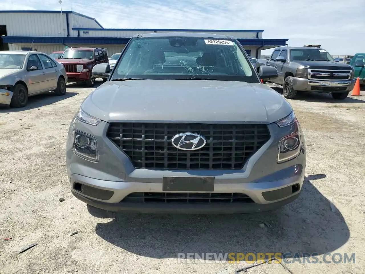 5 Photograph of a damaged car KMHRB8A38NU176847 HYUNDAI VENUE 2022