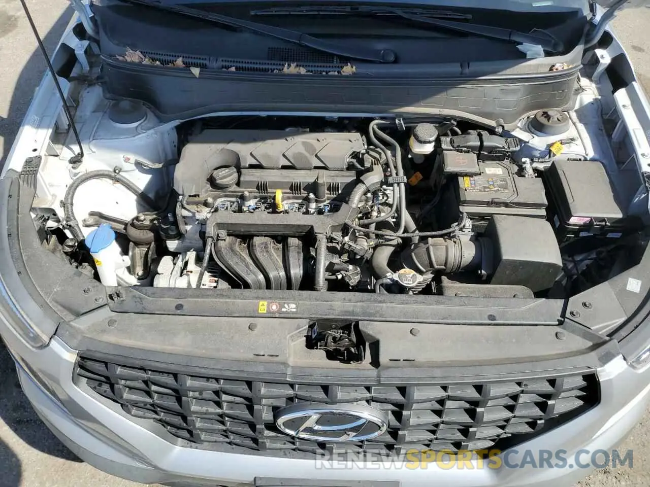 11 Photograph of a damaged car KMHRB8A39NU151651 HYUNDAI VENUE 2022