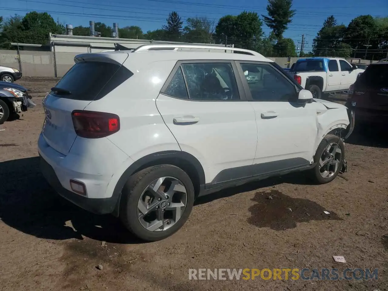 3 Photograph of a damaged car KMHRC8A30NU159277 HYUNDAI VENUE 2022