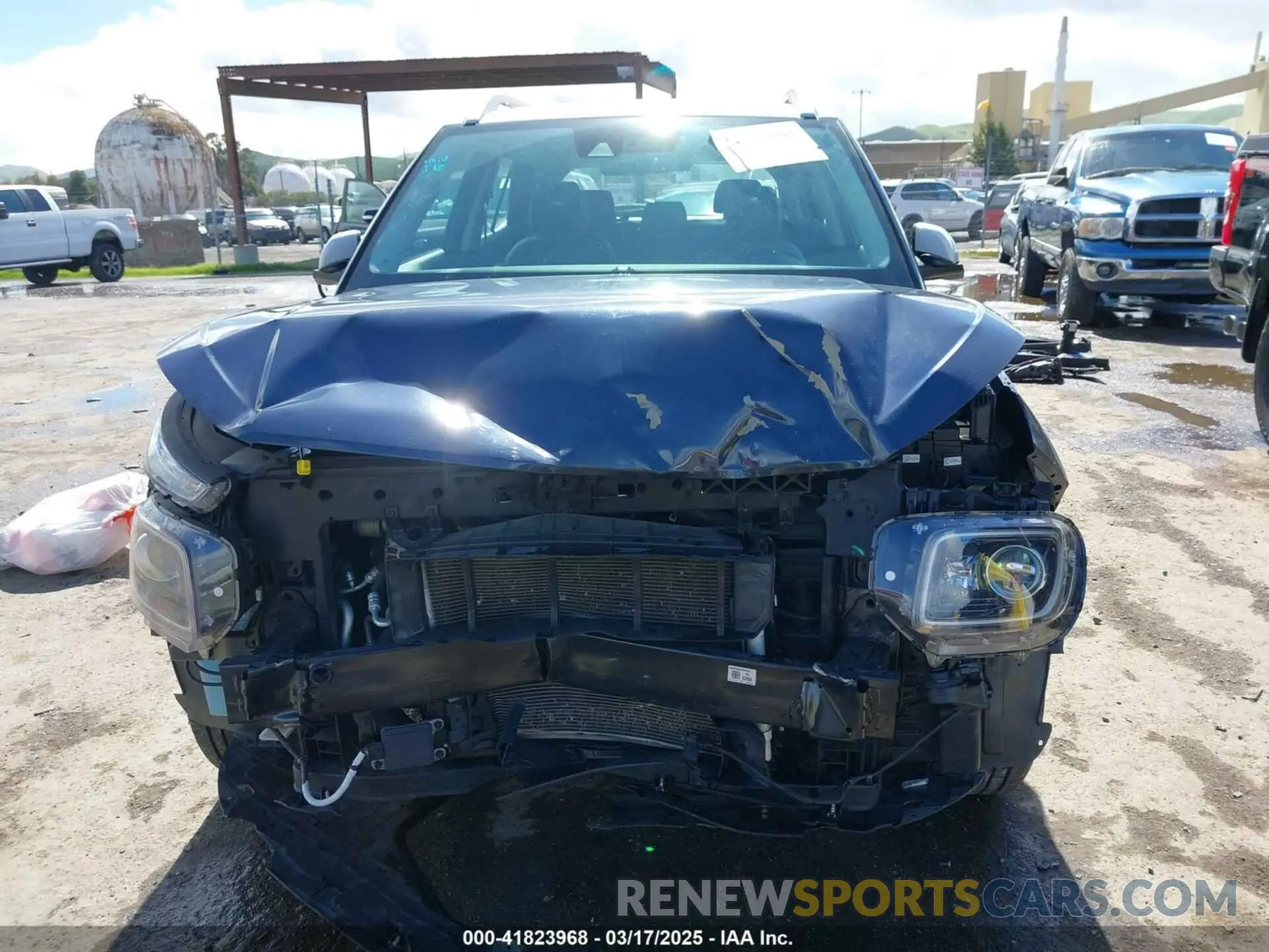 13 Photograph of a damaged car KMHRC8A32NU141069 HYUNDAI VENUE 2022