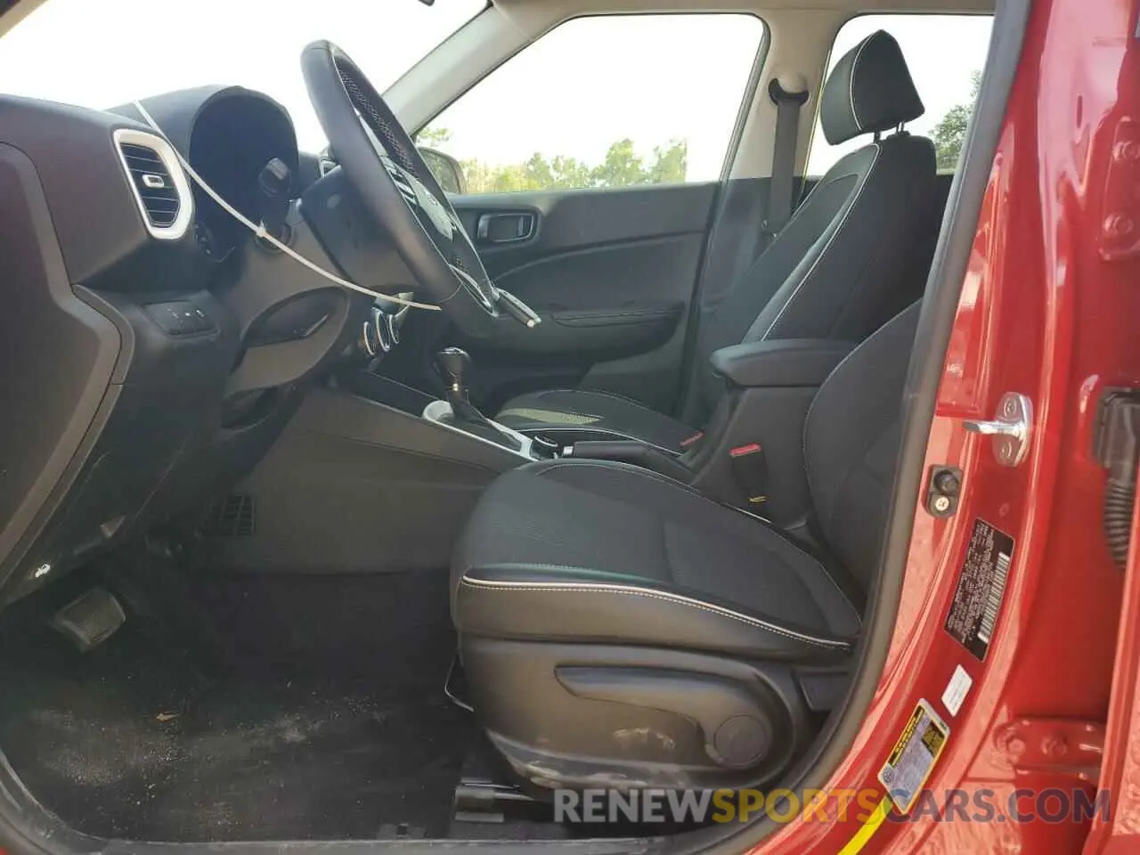 7 Photograph of a damaged car KMHRC8A37NU184709 HYUNDAI VENUE 2022