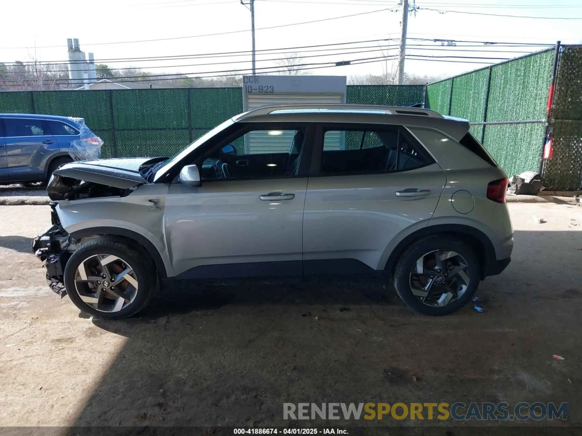 15 Фотография поврежденного автомобиля KMHRC8A37NU199579 HYUNDAI VENUE 2022