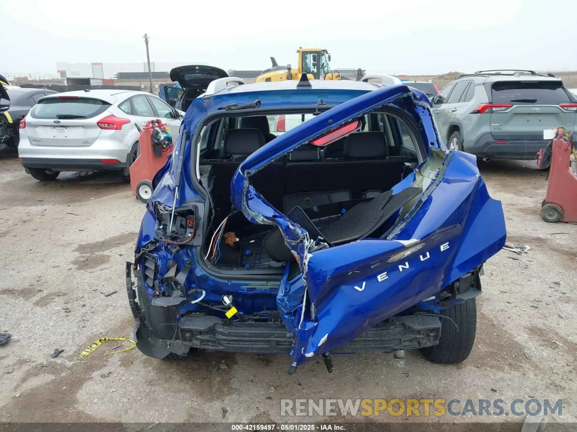 17 Photograph of a damaged car KMHRC8A38NU203042 HYUNDAI VENUE 2022