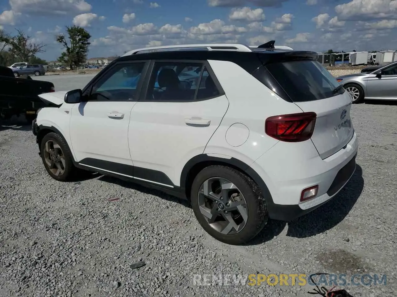 2 Photograph of a damaged car KMHRC8A39NU189331 HYUNDAI VENUE 2022