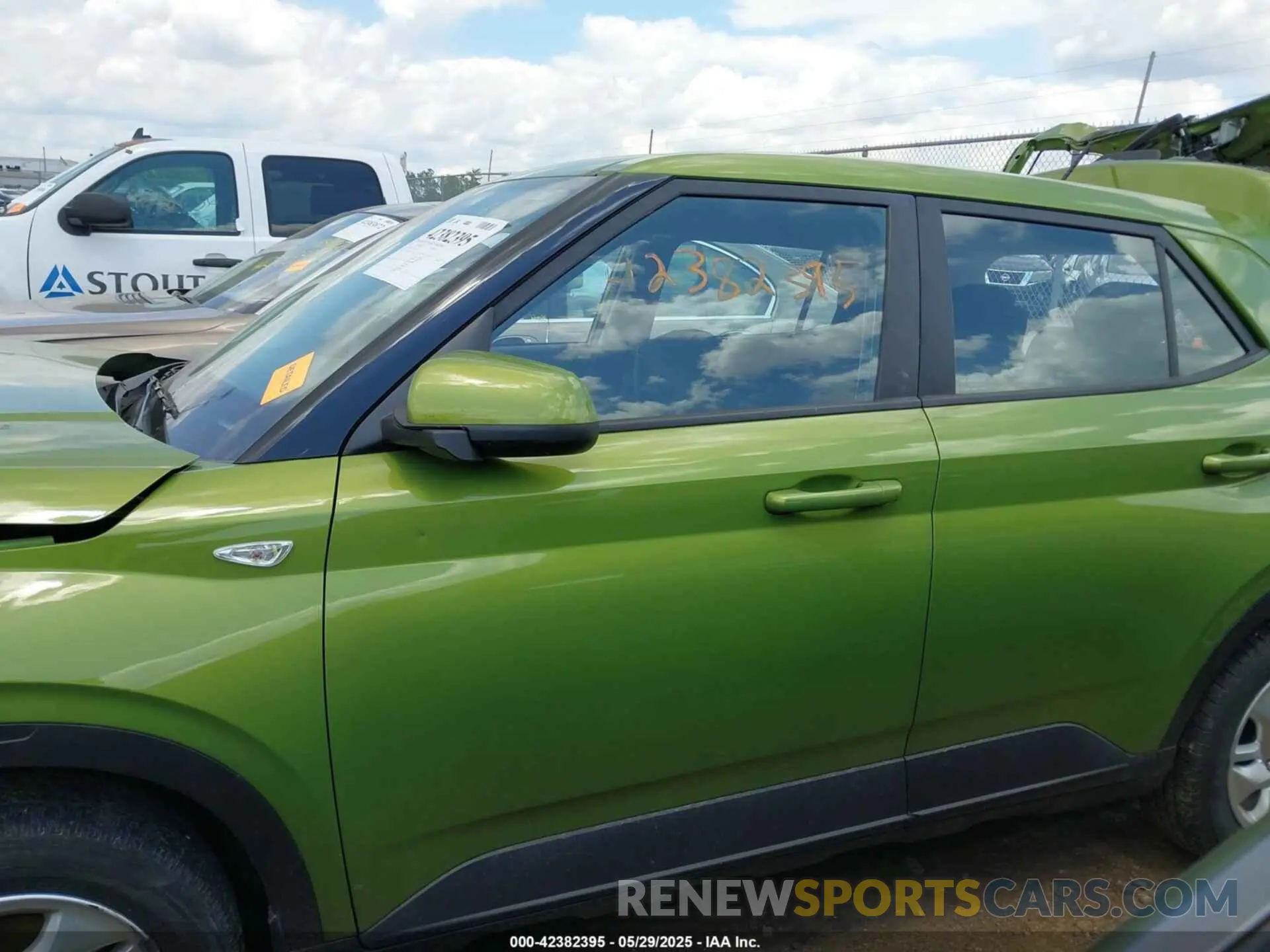 15 Photograph of a damaged car KMHRB8A31PU215121 HYUNDAI VENUE 2023