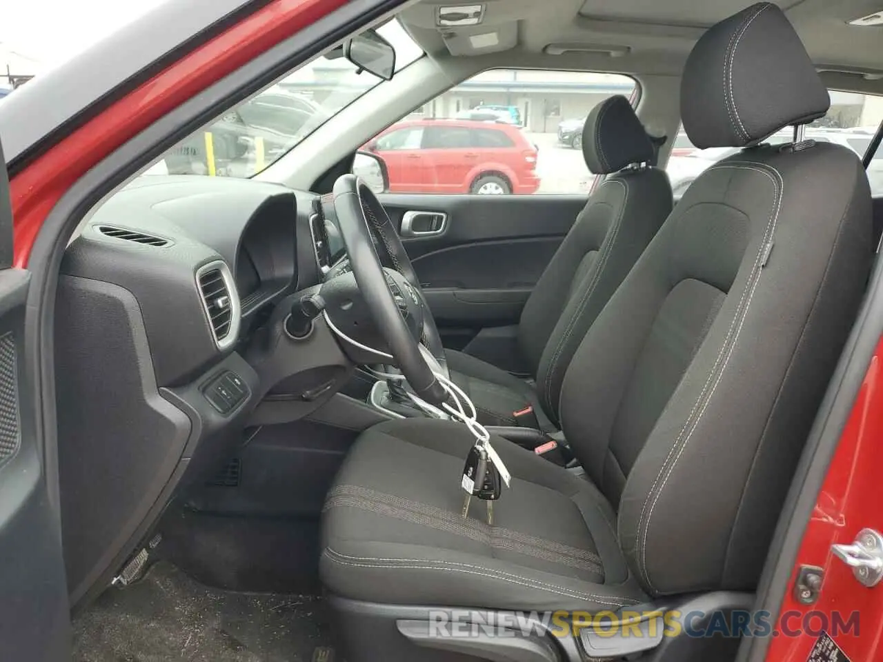 7 Фотография поврежденного автомобиля KMHRC8A31PU212233 HYUNDAI VENUE 2023