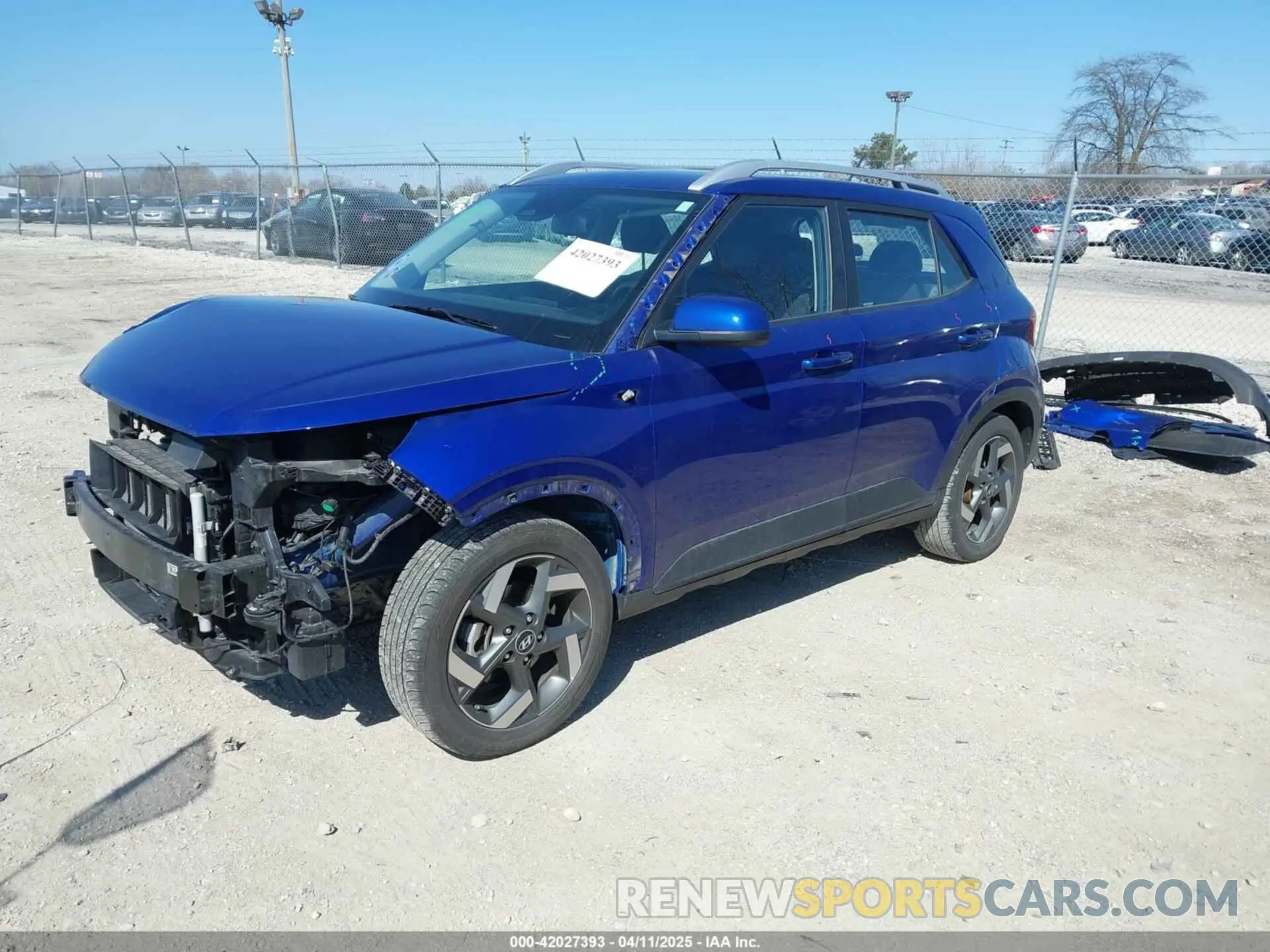 2 Фотография поврежденного автомобиля KMHRC8A33PU247100 HYUNDAI VENUE 2023