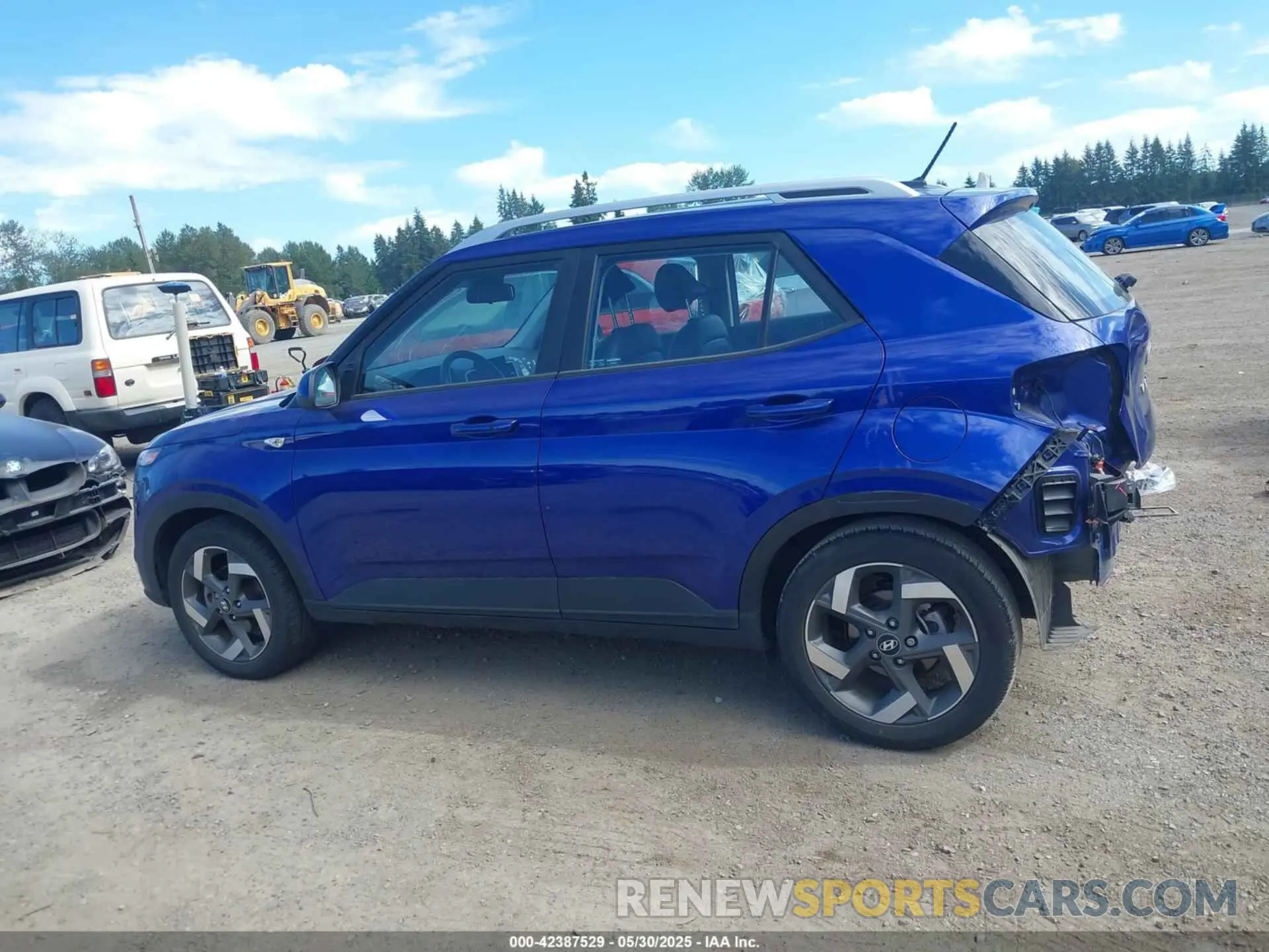 15 Фотография поврежденного автомобиля KMHRC8A34PU212064 HYUNDAI VENUE 2023